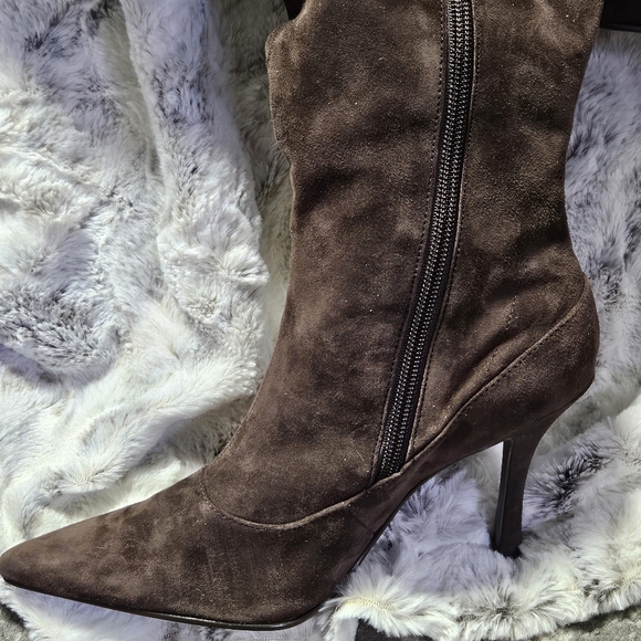 Victoria's Secrets Brown Suede Boots - Picture 2 of 11
